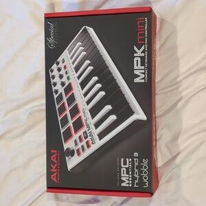 AKAI MPK mini